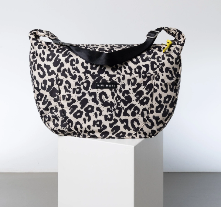 Padded Hip Bag Oversized | Leo Black/Sand