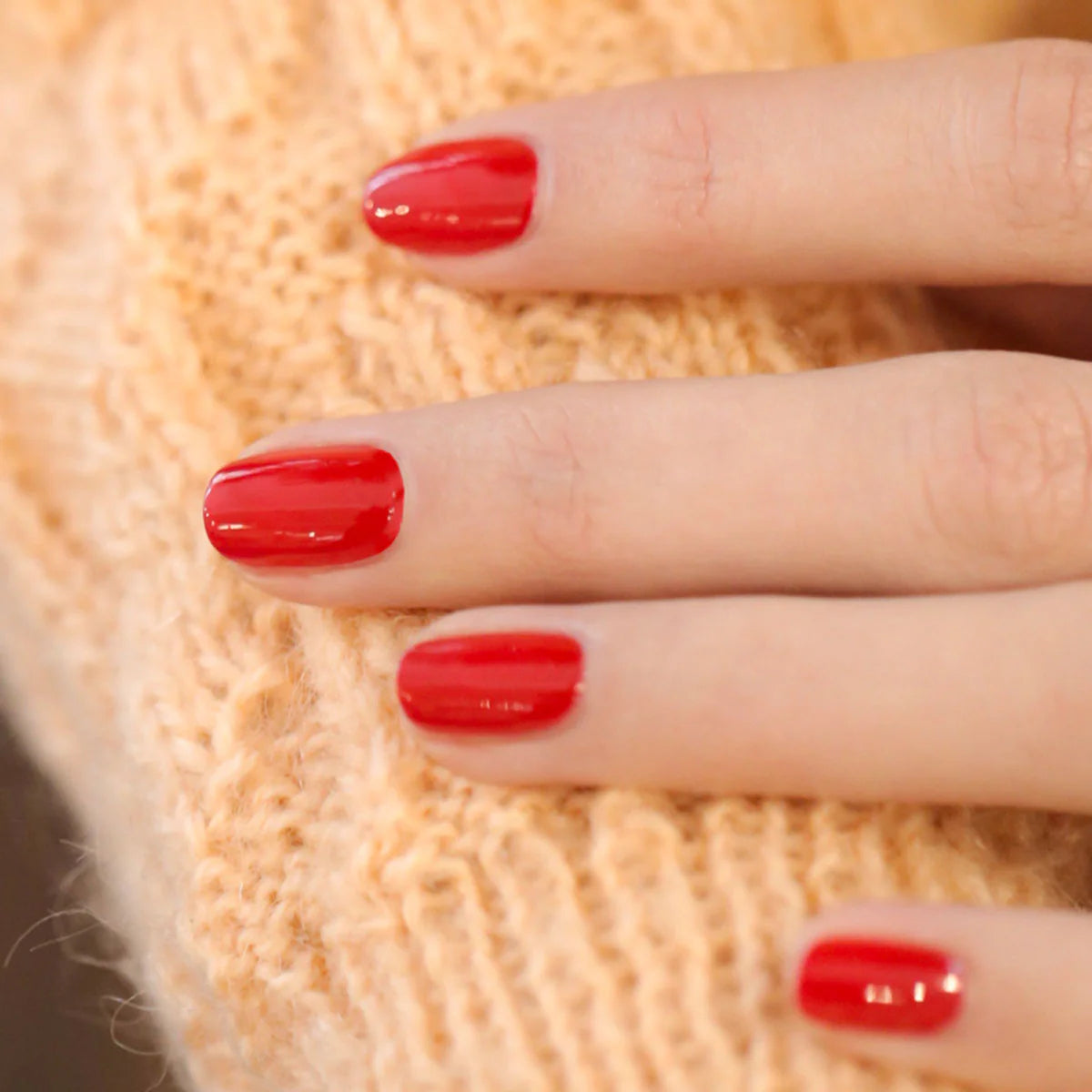 Nagellack Green | Poppy Red