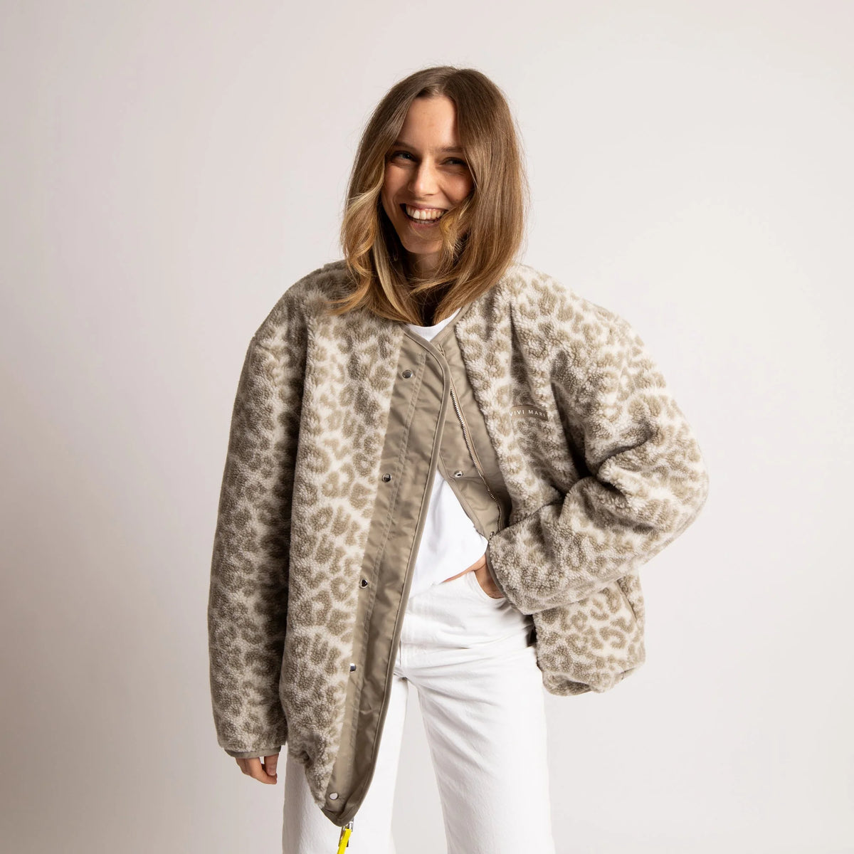 Reversible Bomber Jacke | Stone/Leo Sand-Stone