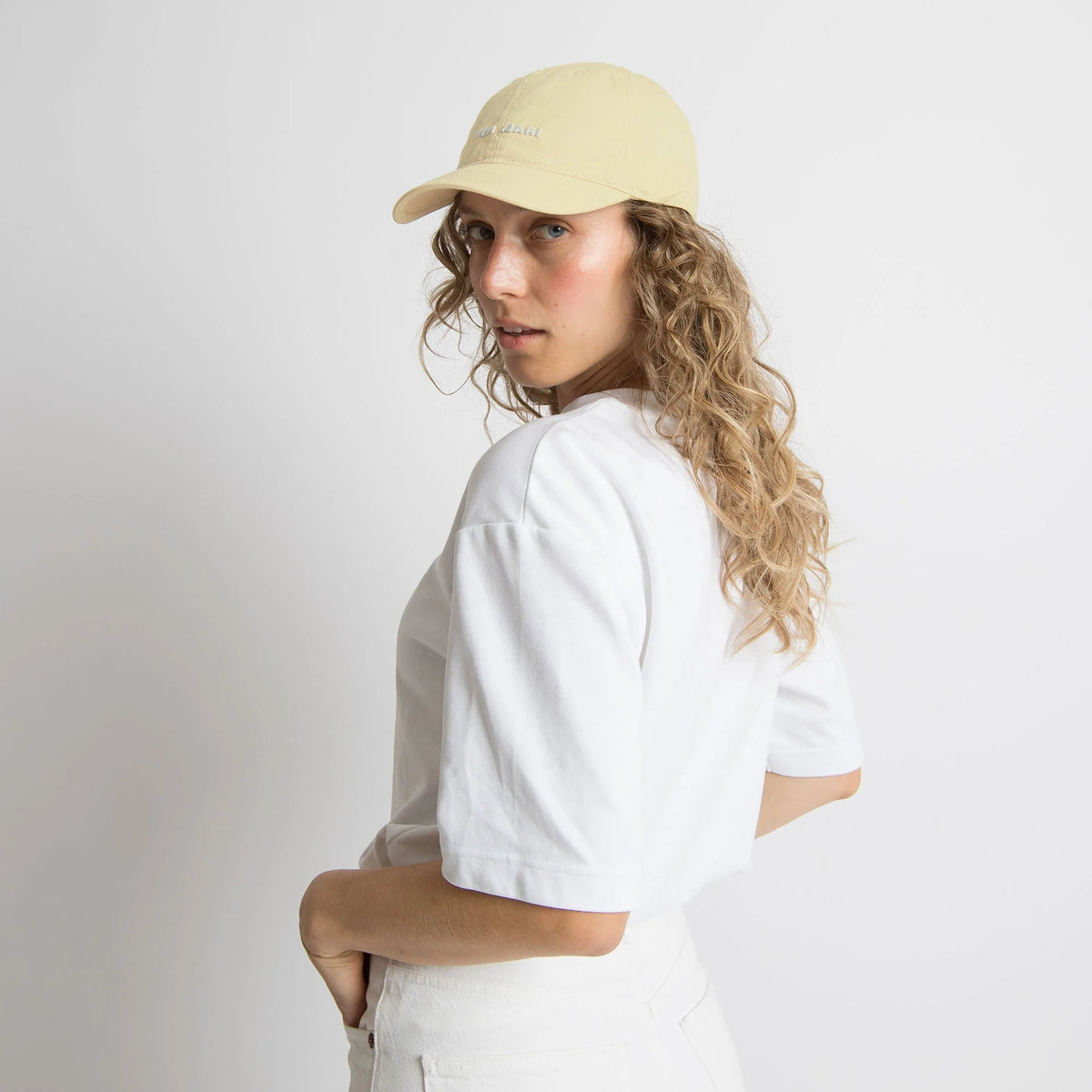 Cap Solid | Butter Yellow/White