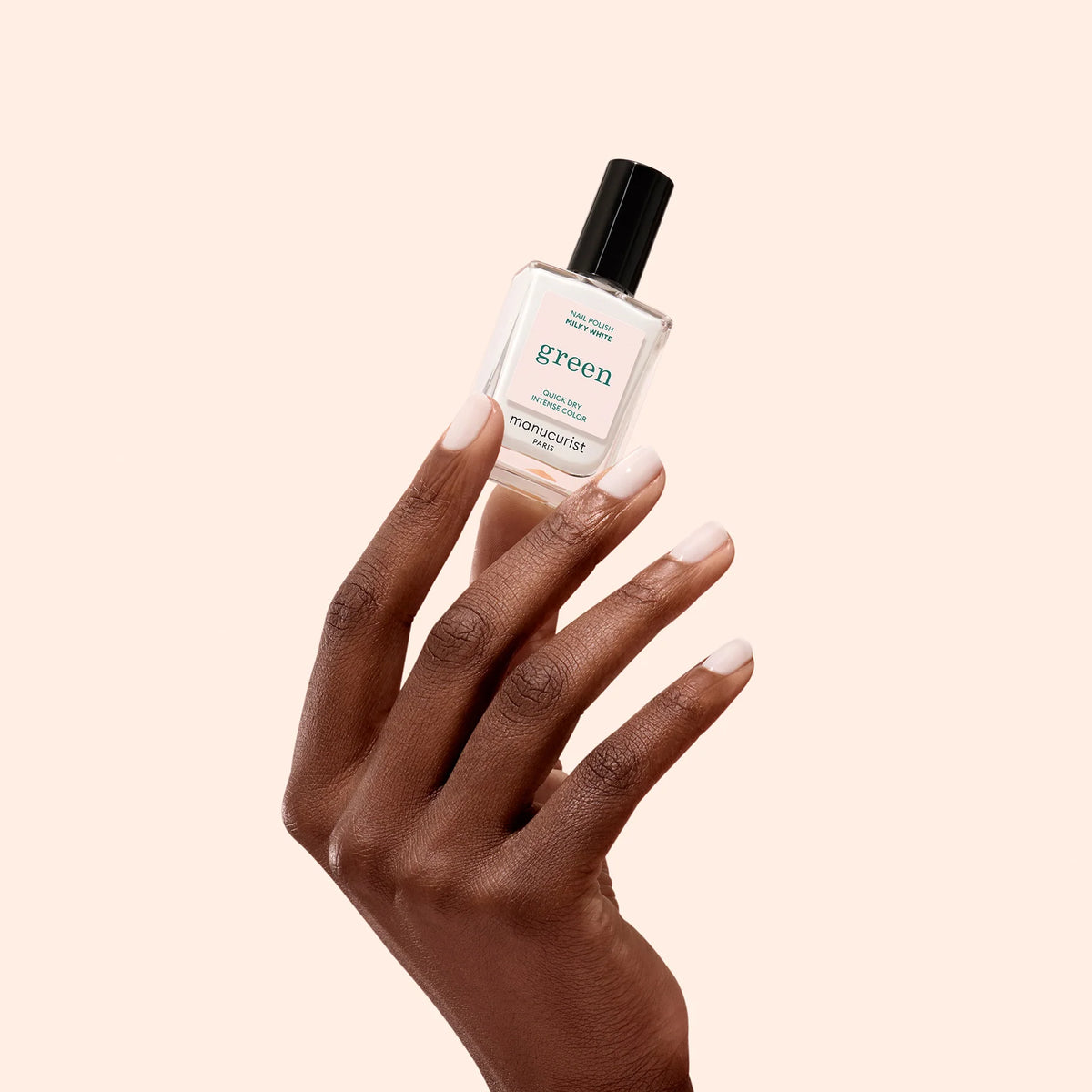 Nagellack Green | Milky White