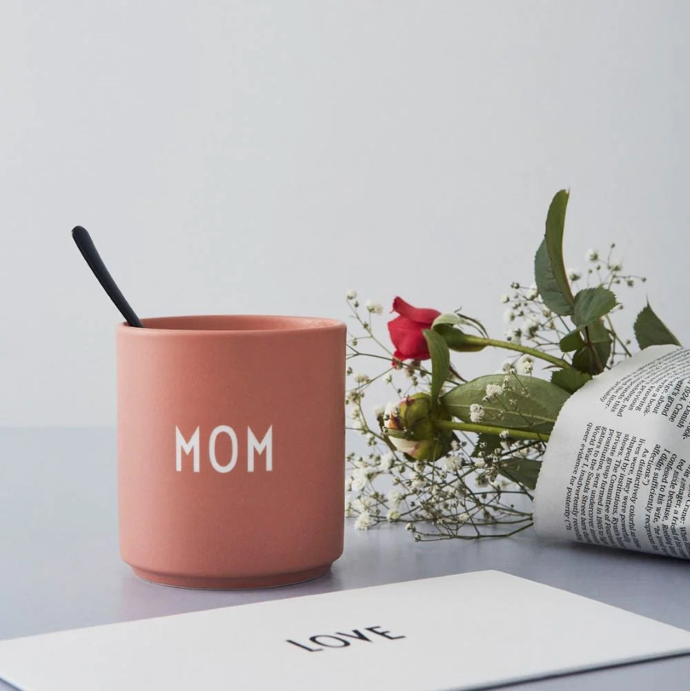 Favourite Cups | Mom Nude