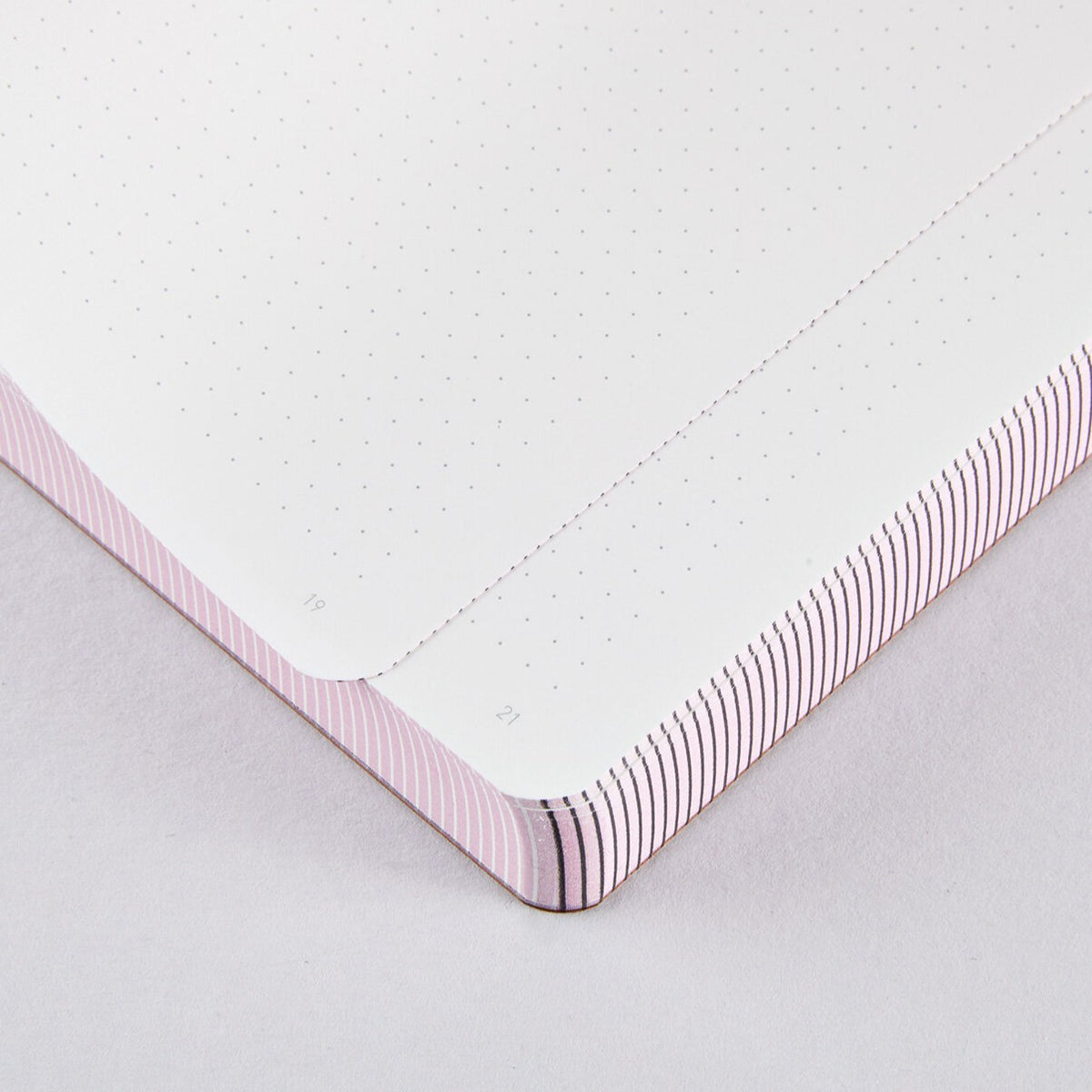 Notizbuch Graphic L | OX