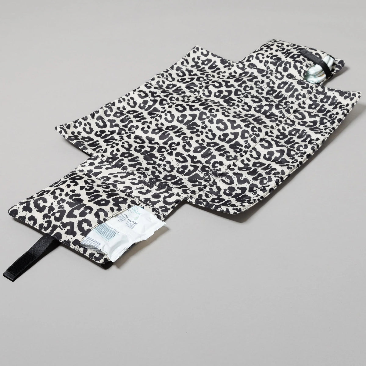 Baby Wickelmatte  | Leo Splashes Leo Black/Sand
